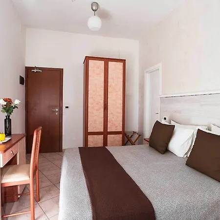 Hotel Croce Del Sud-2